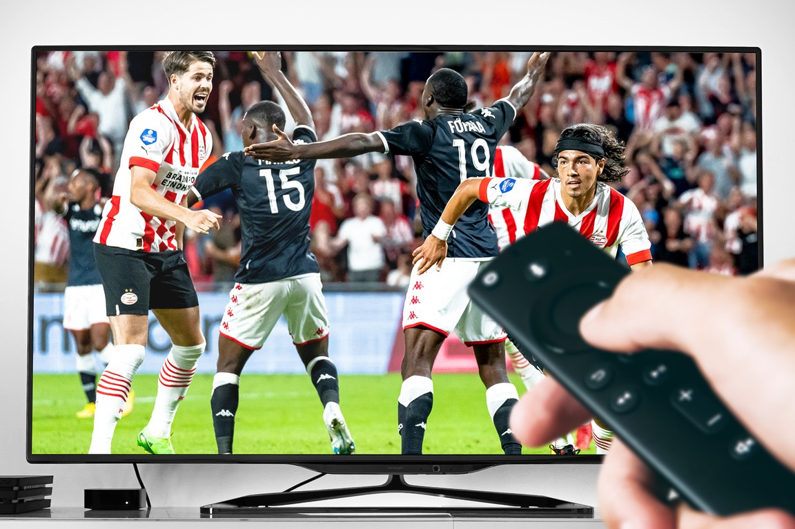 Voetbal op tv: PSV, AZ en FC Twente beginnen aan cruciaal tweeluik